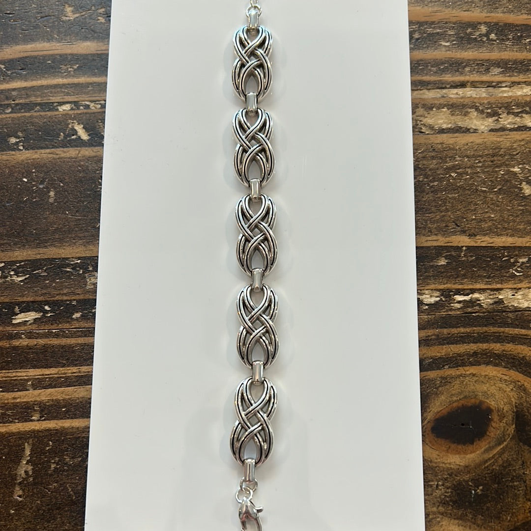 Interlock Embrace Bracelet