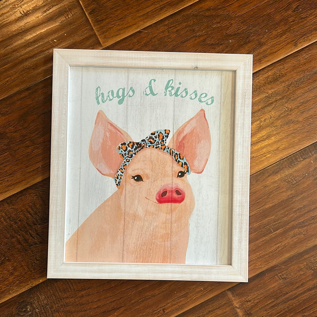 Hogs & Kisses Wall Decor