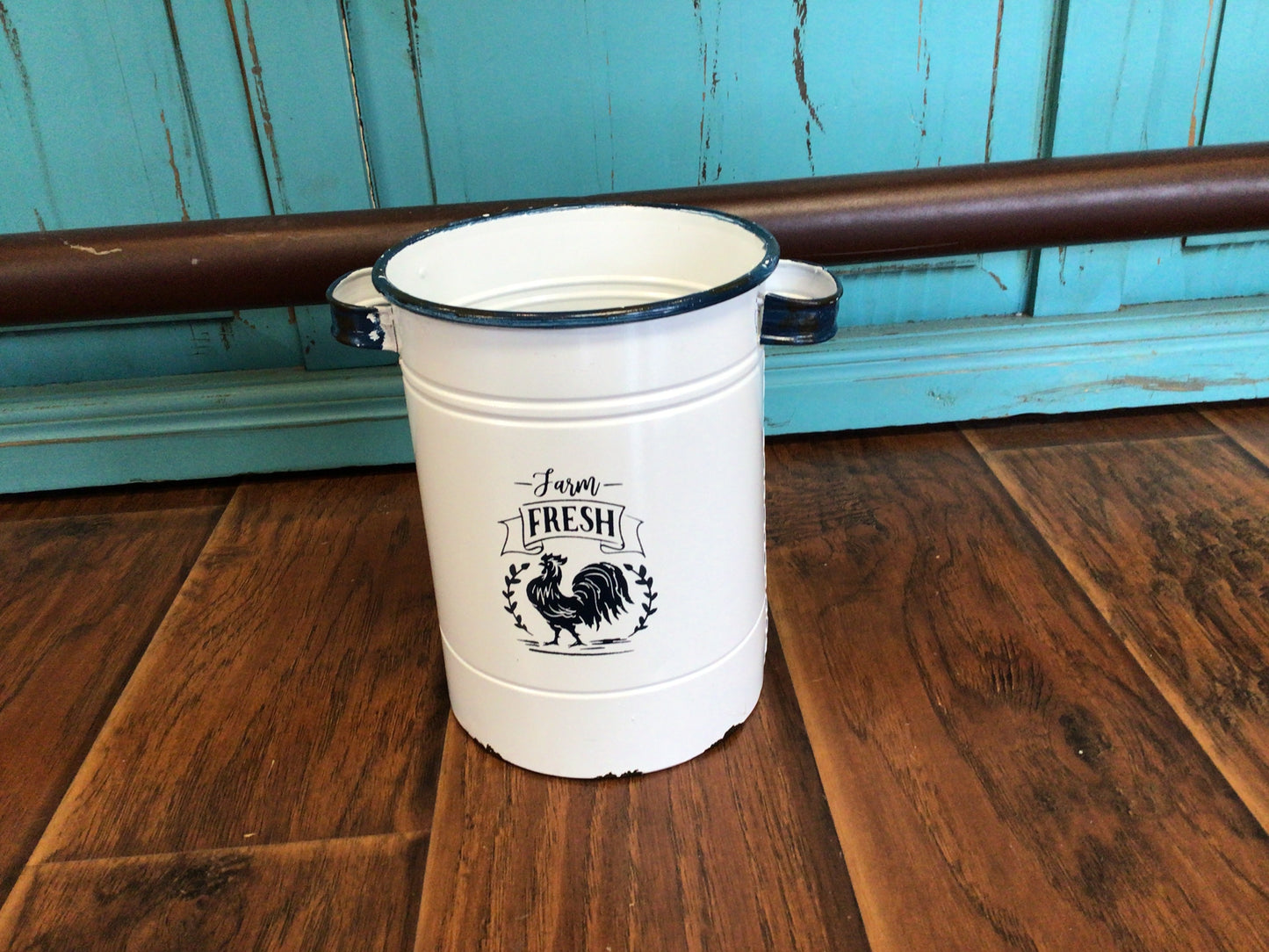 Farm Fresh White Container