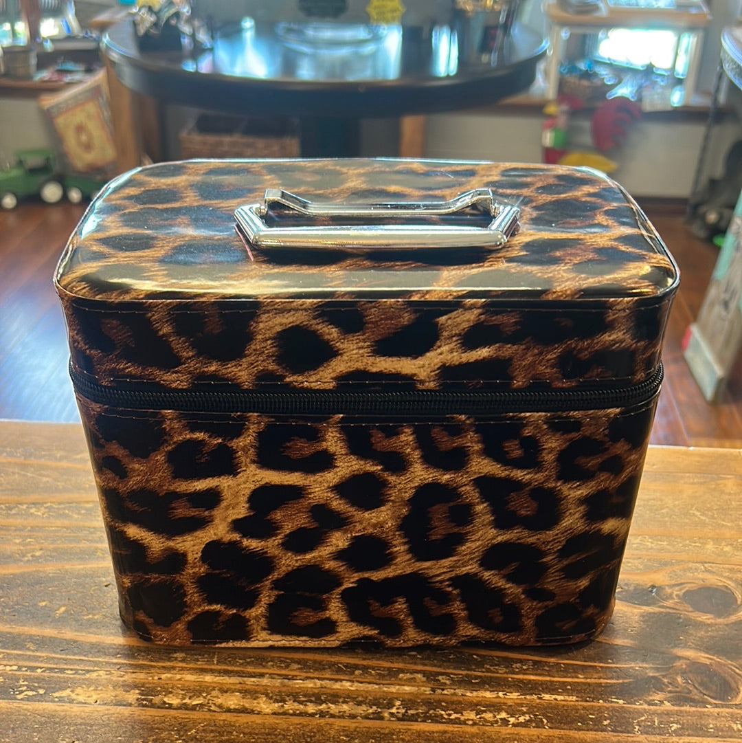 Leopard Make-Up Case