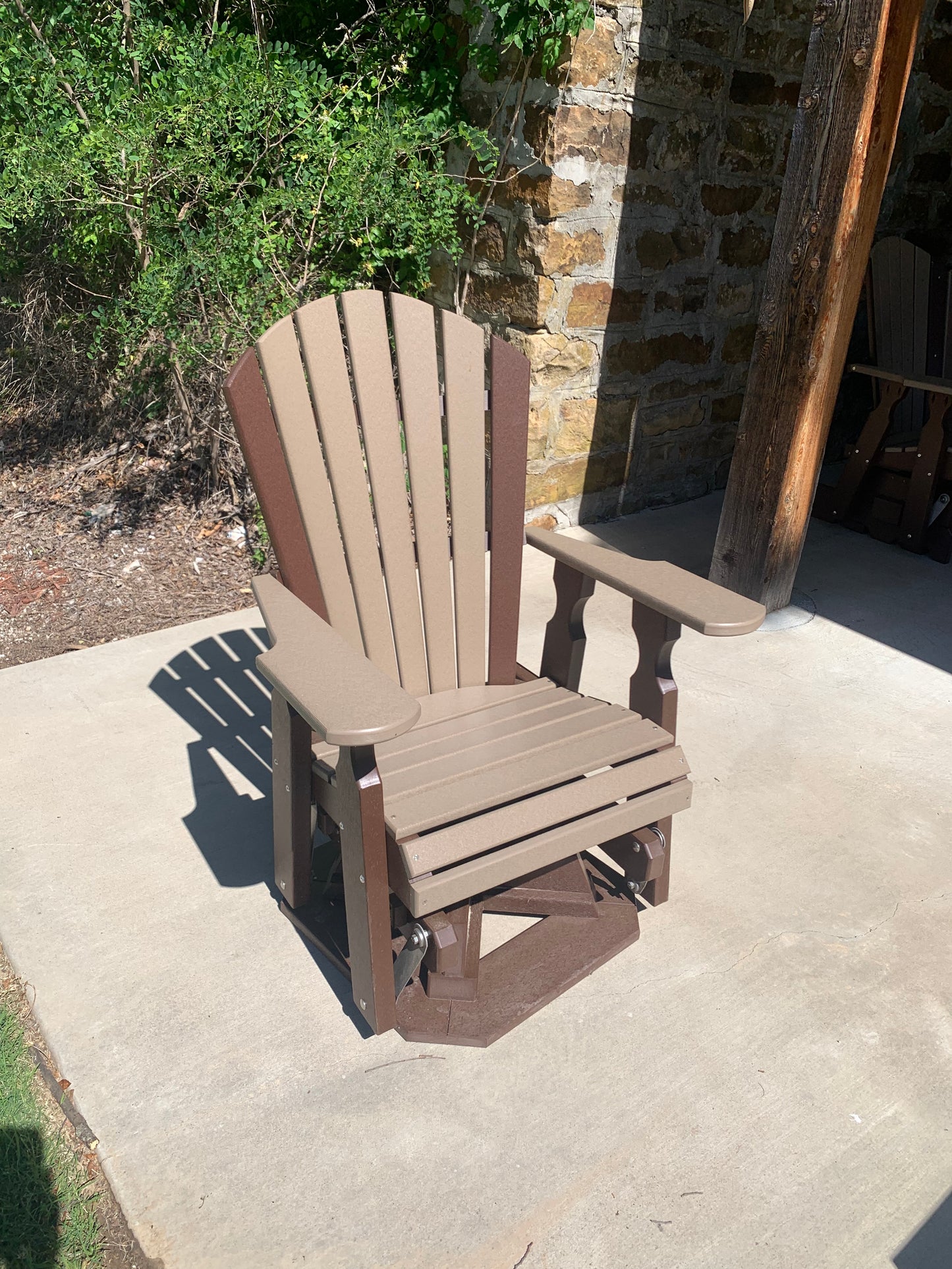 Tutor Brown/Weatherwood Glider
