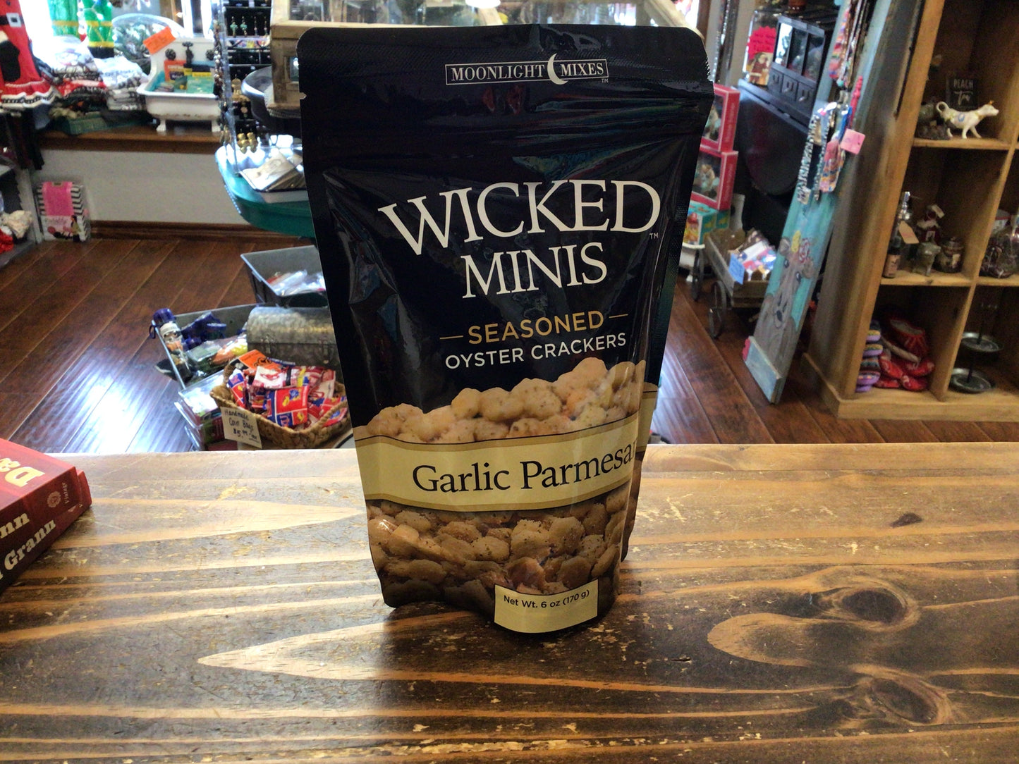 Moonlight Mixes Garlic Parmesan Crackers