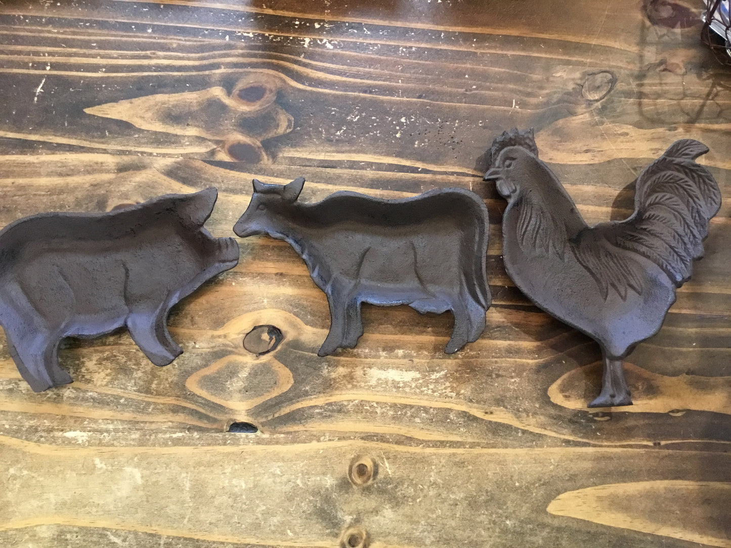 Assorted Farm Animal Cast Iron Dish