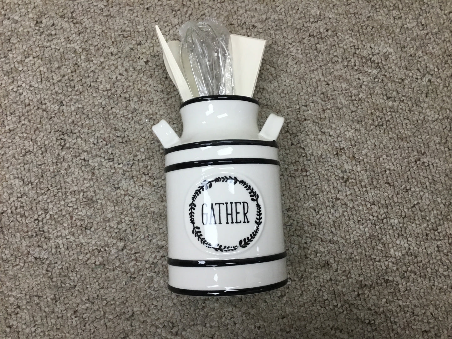 Ceramic Tools Holder with Utensils