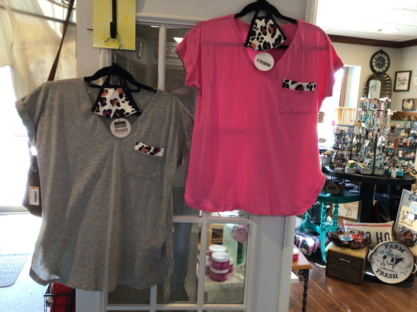 Solid Cotton Leopard Pocket Top