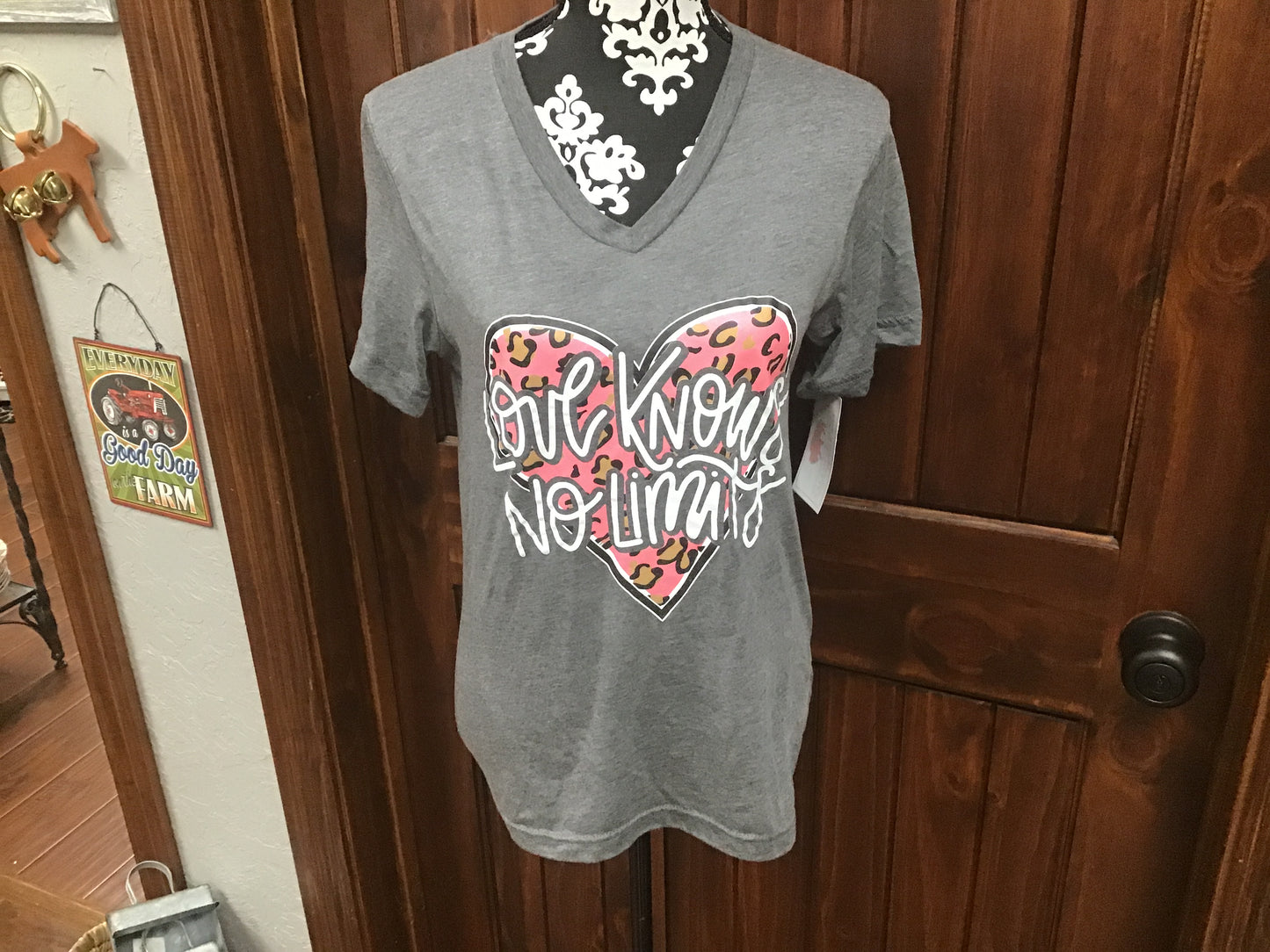Calamity Jane Love Know No Limits T-Shirt