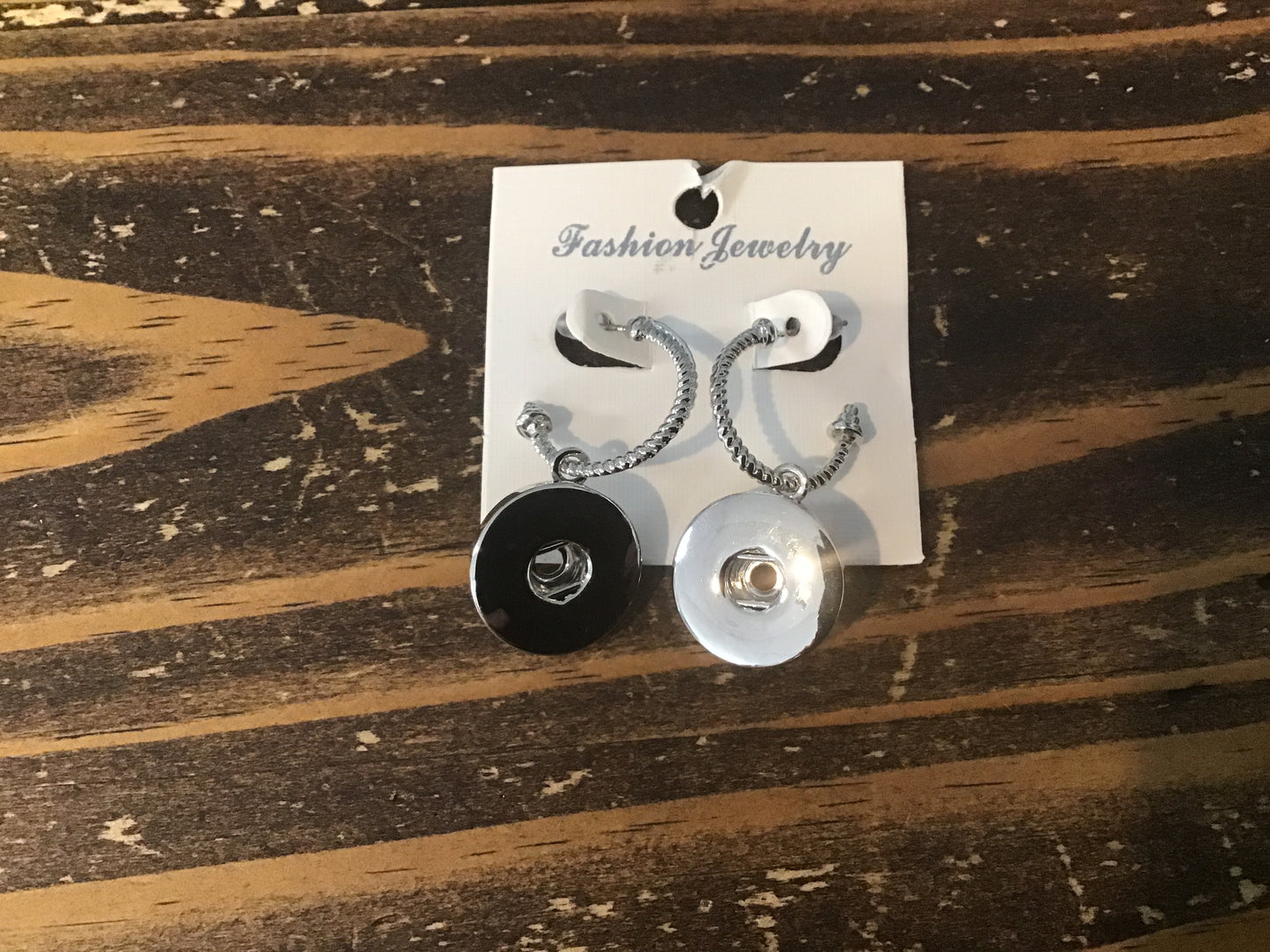 Pearl Snaps Dangle Earrings