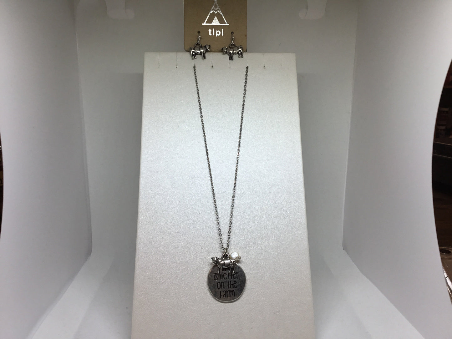 Farm Necklace w/ Earrings