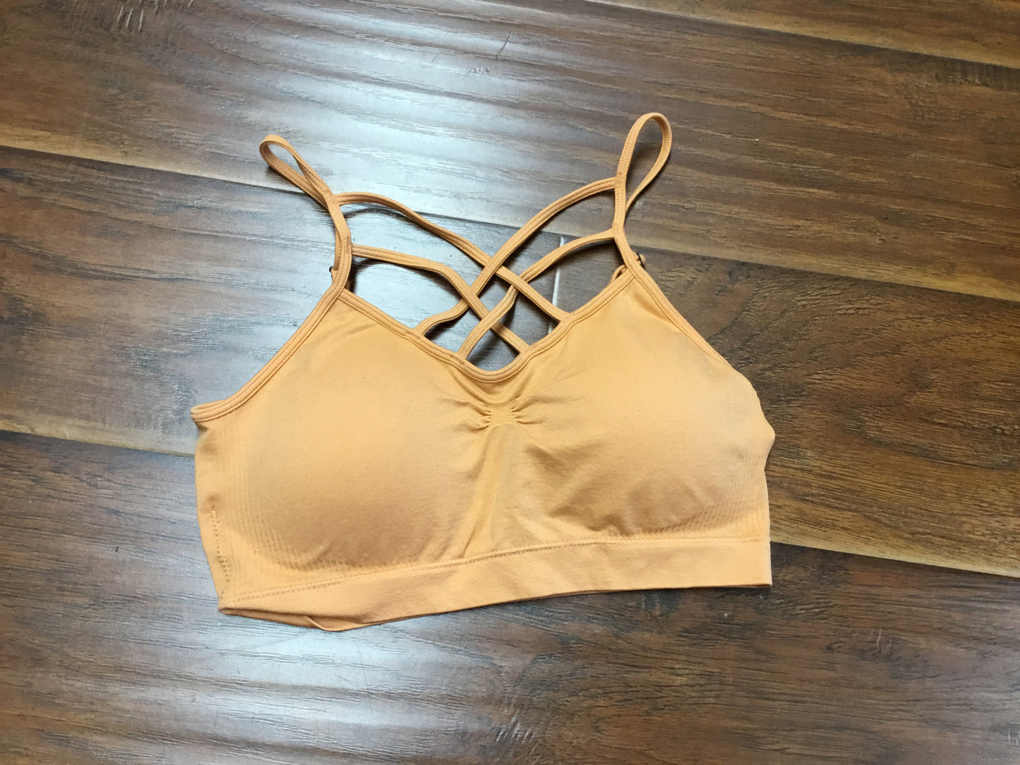 Yahada Criss Cross in front Sports Bra