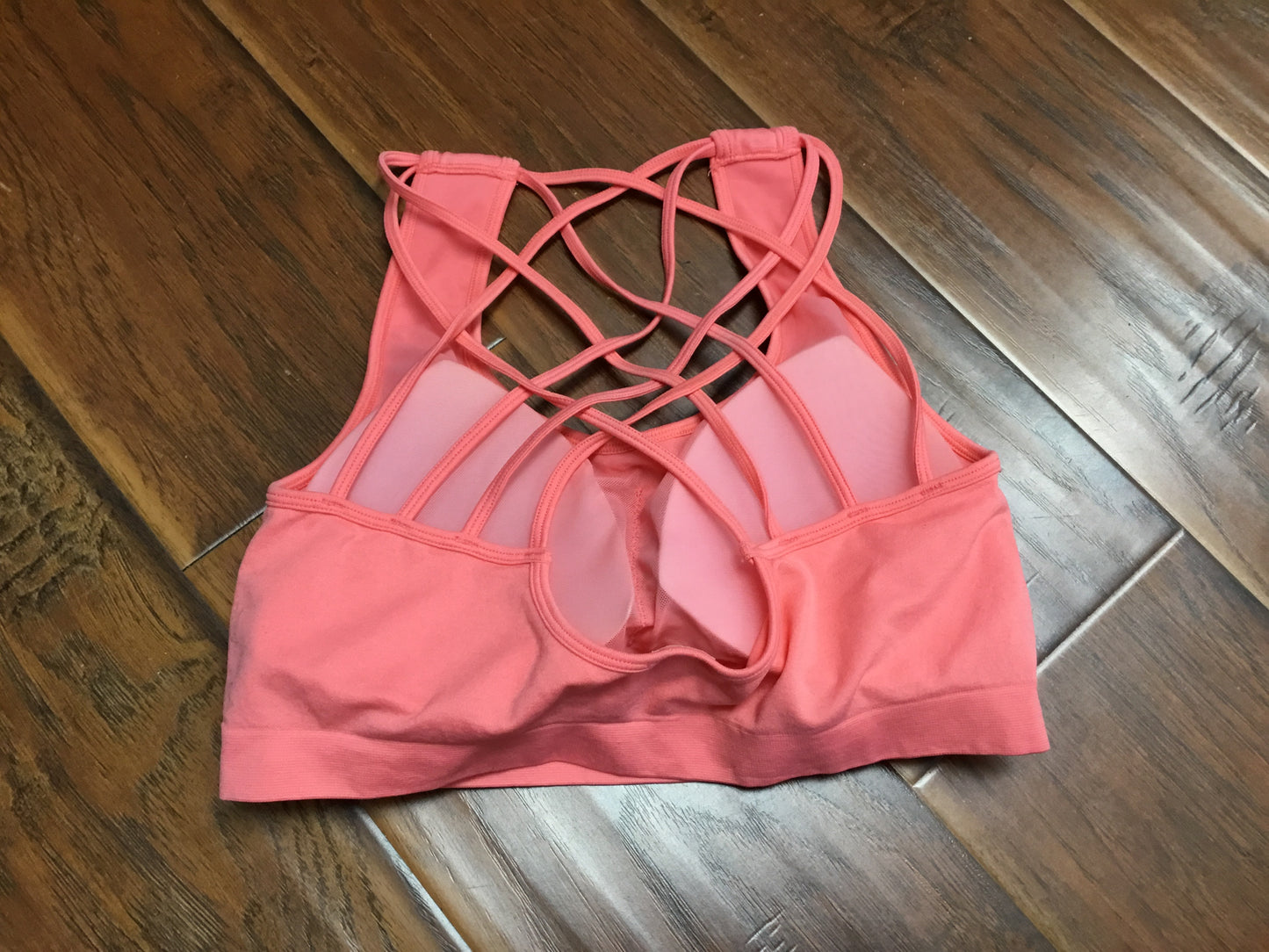 Yahada Criss Cross Back Sports Bra