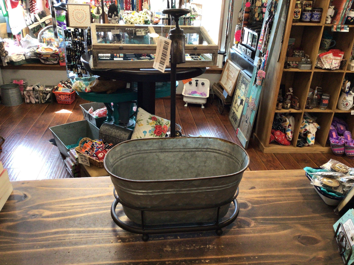 Galvanized Oval Container w/ Plantar