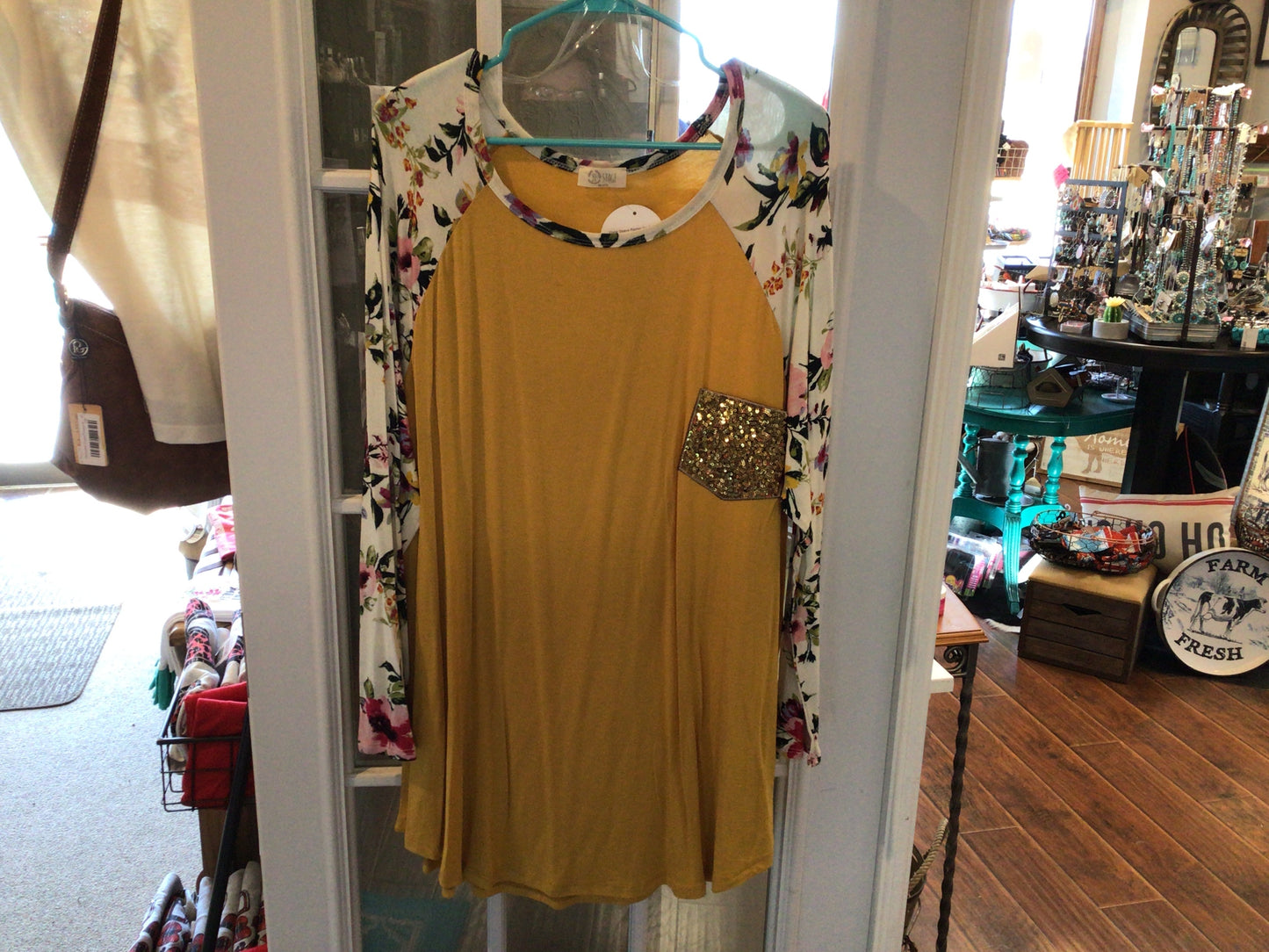 Floral Sleeve Raglan Top