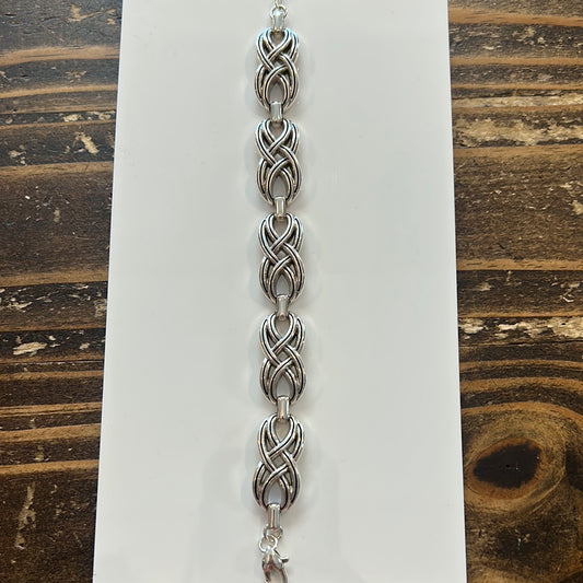 Interlock Embrace Bracelet