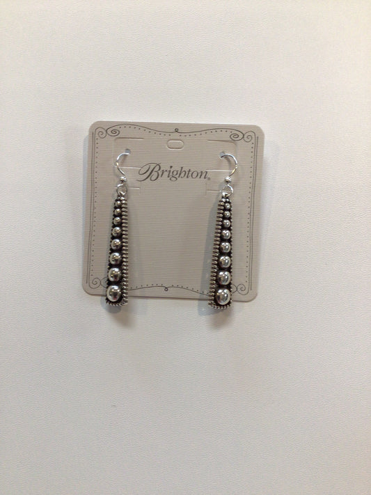 Pretty Tough Pyramid FR WR Earrings
