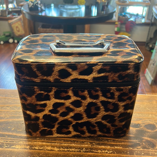 Leopard Make-Up Case