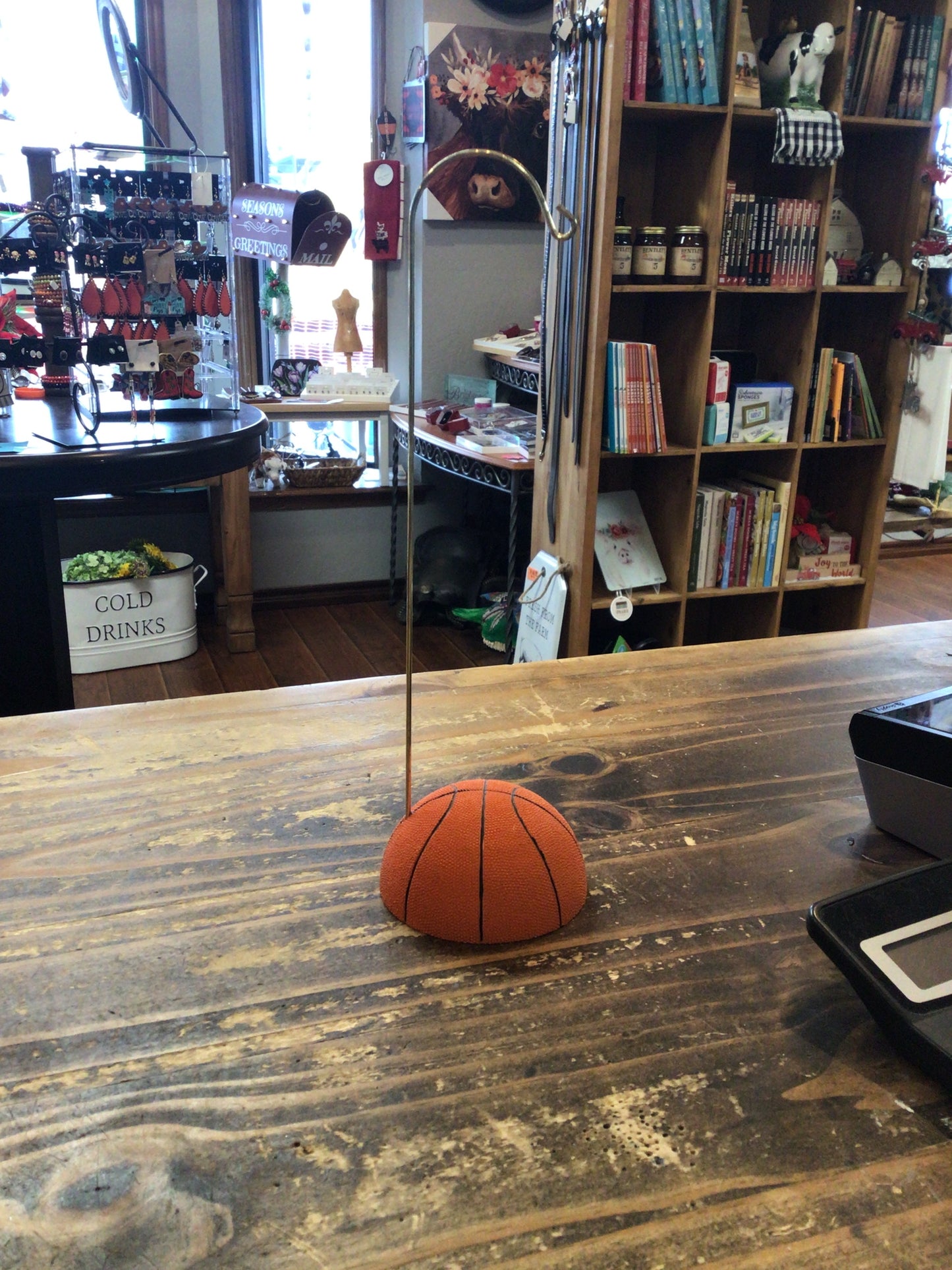 Basketball holder