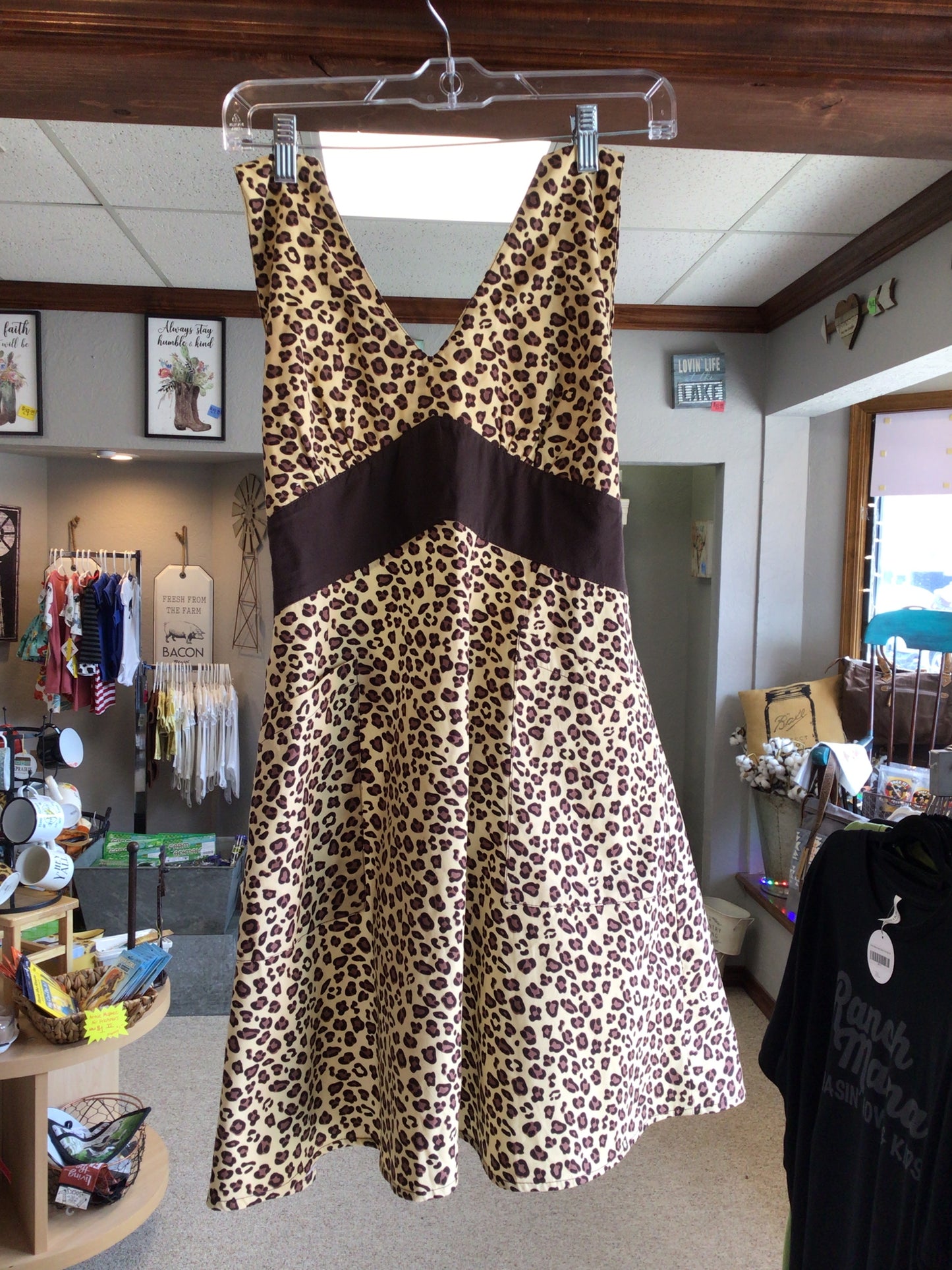 Adult Assorted Aprons
