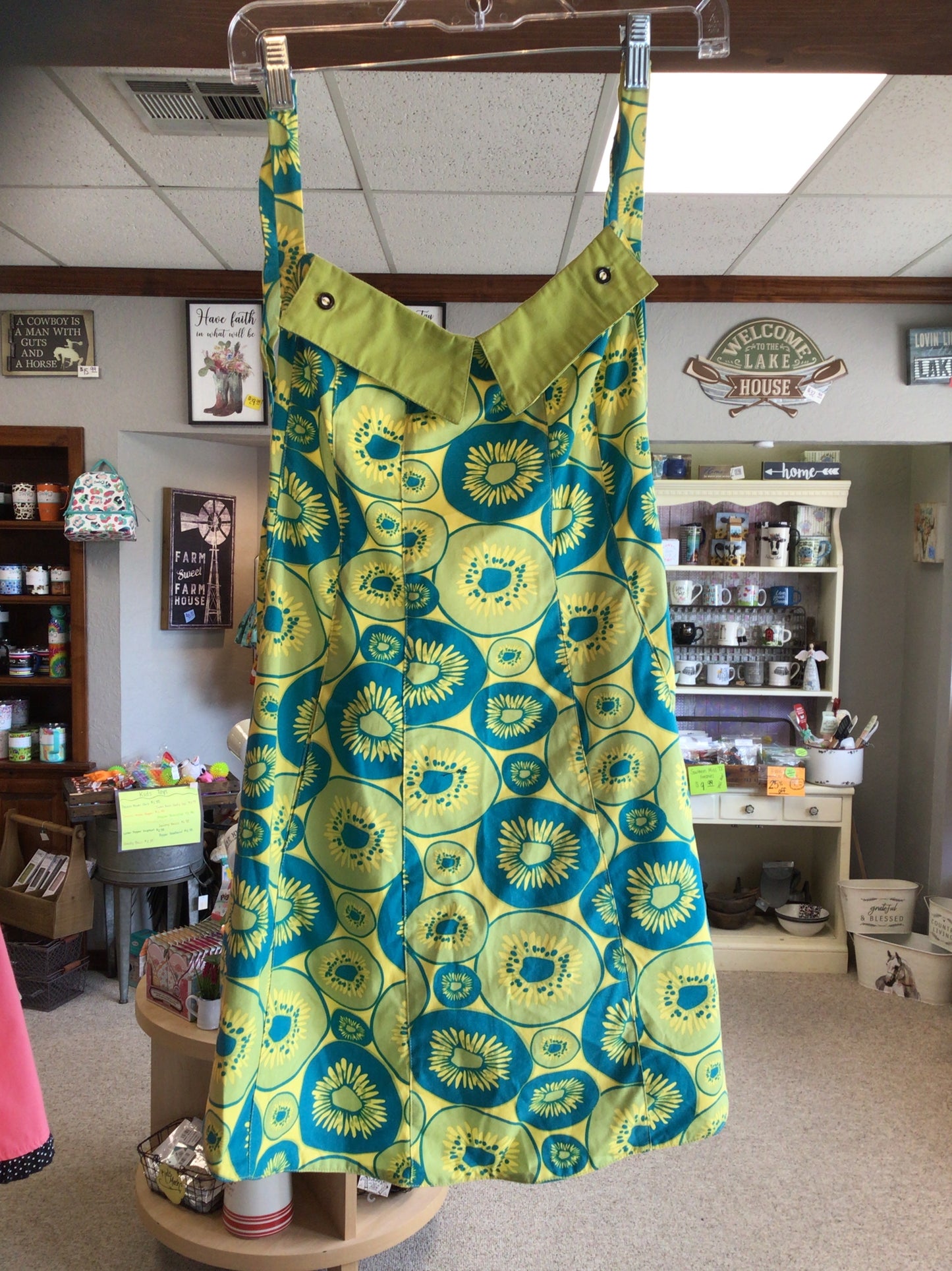 Adult Assorted Aprons