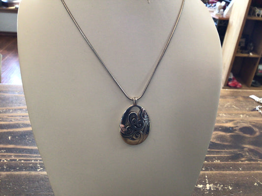 SIL Mingle Necklace
