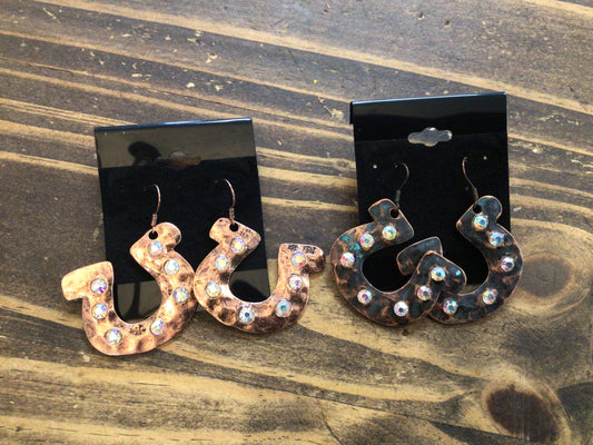 Metal Horseshoe Dangle Earring
