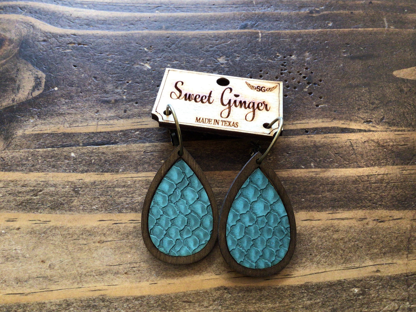Sweet Ginger Small Teardrop Earrings