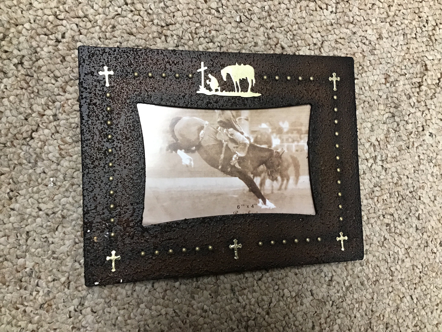 Metal Cowboy Praying Frame