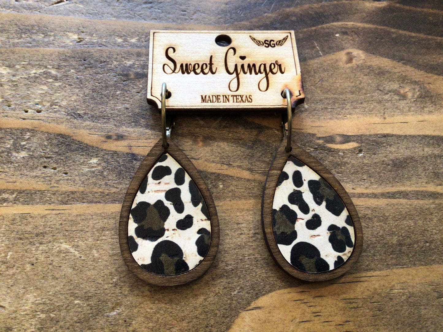 Sweet Ginger Small Teardrop Earrings