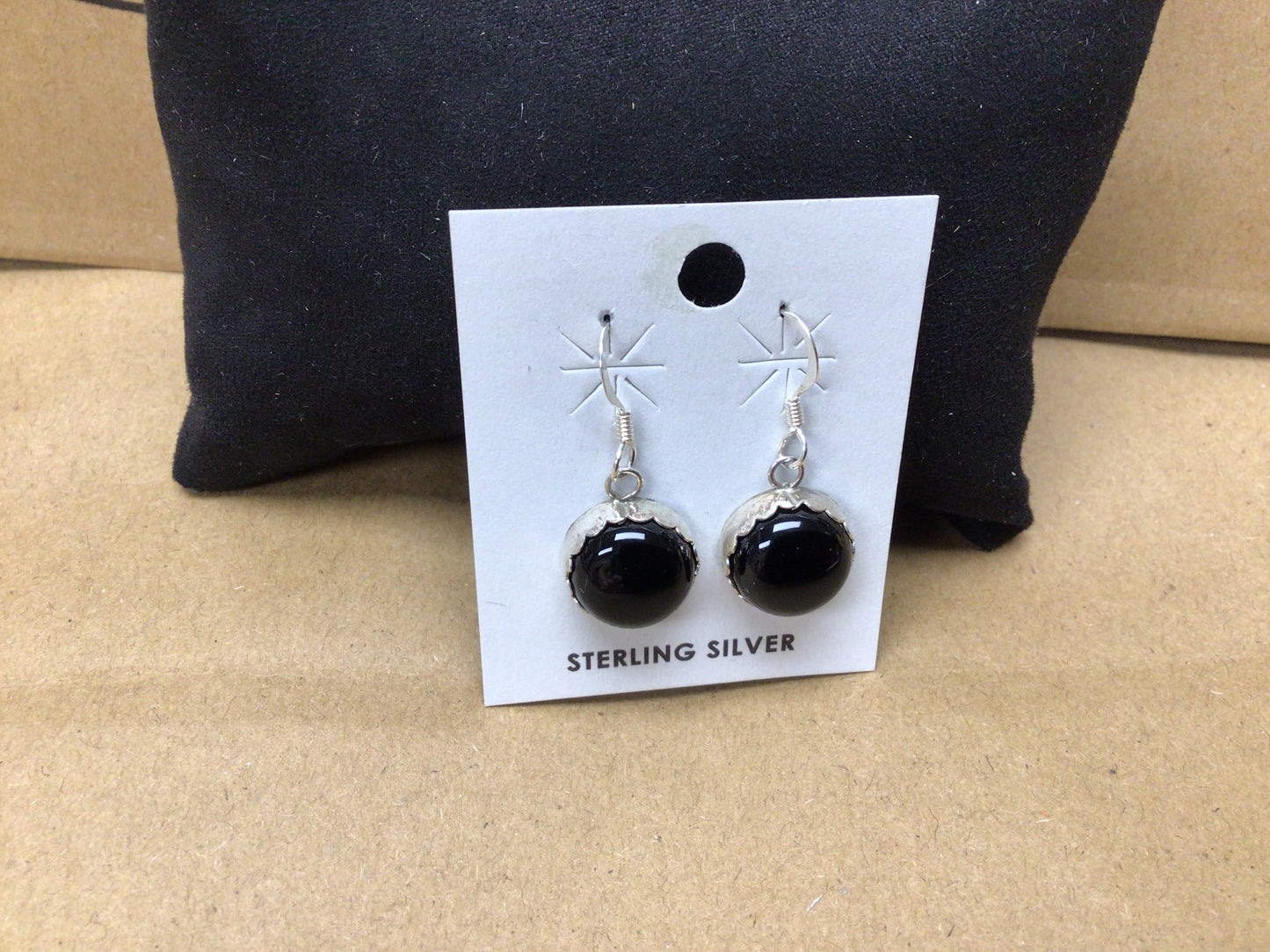 SS Black Stone Dangle ER