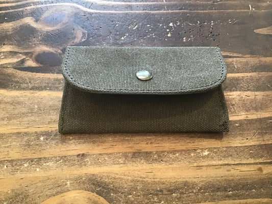 Little Essential Pouch