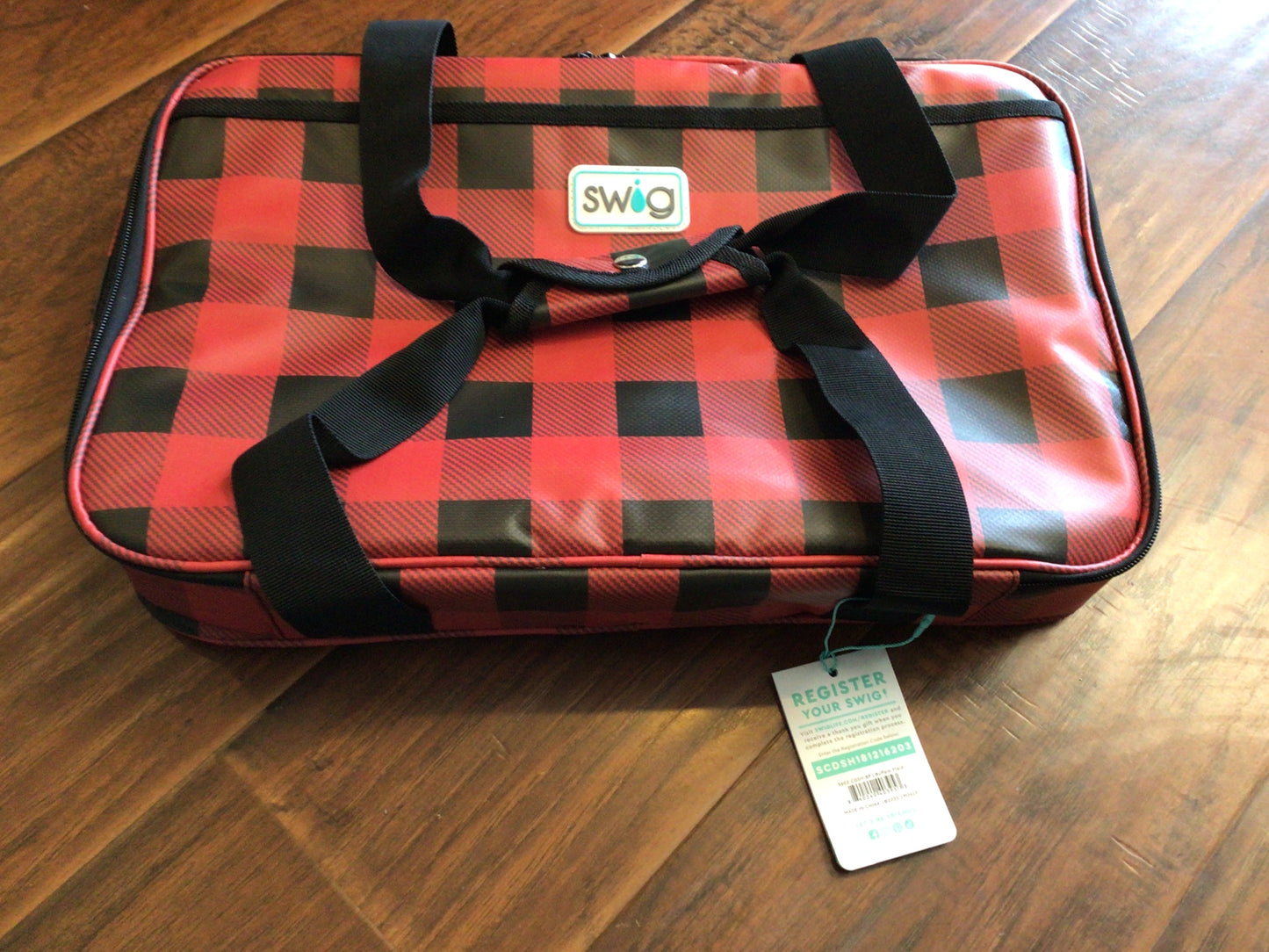 Swig Buffalo Plaid Dishi Casserole Carrier