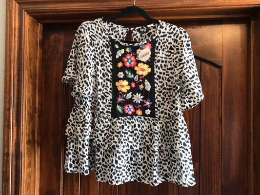 Leopard Floral Printed W/ Buttons Top