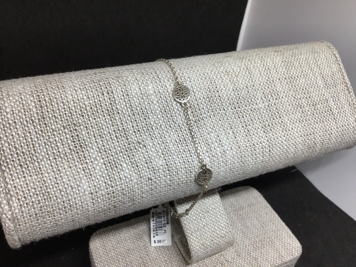 Ferrara Petite Bracelet