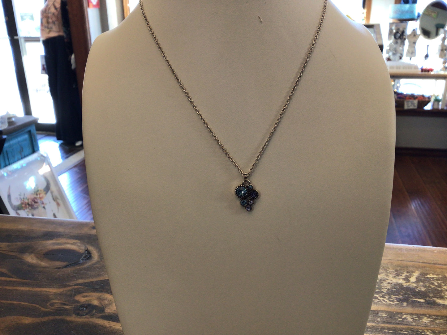 Halo Radiance Petite Necklace